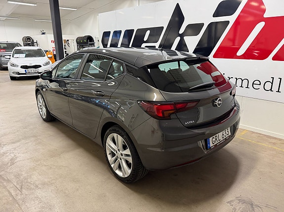 Opel Astra 3 of 5