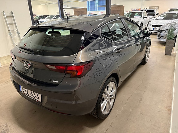 Opel Astra 4 of 5