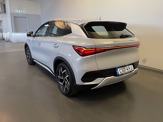 BYD Atto 3 3 of 5