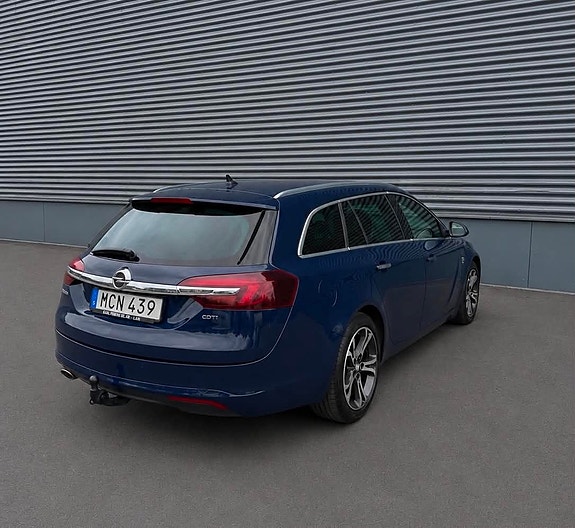 Opel Insignia 4 of 5
