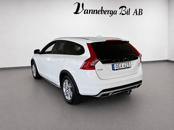 Volvo V60 Cross Country 5 of 5