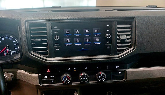 Volkswagen Crafter 35 2 of 8