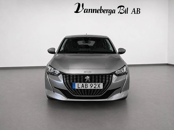 Peugeot 208 2 of 6