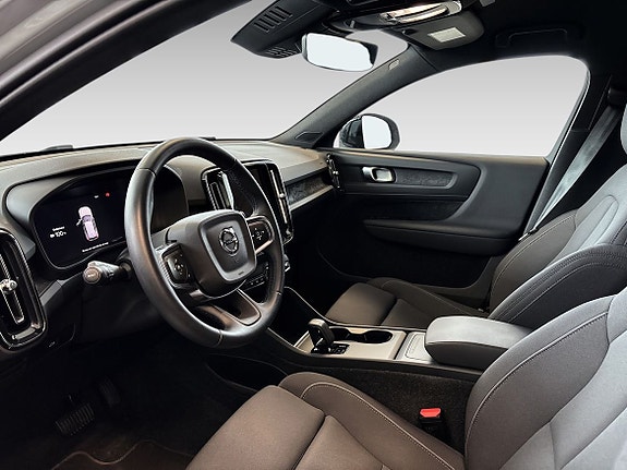Volvo EX40 9 of 9