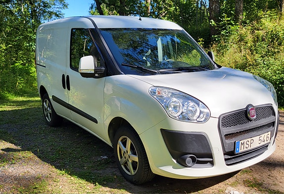 Fiat Doblo 2 of 5