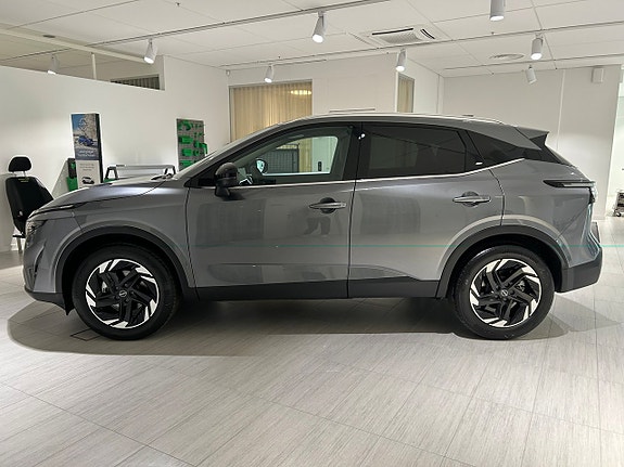 Nissan Qashqai 2 of 5
