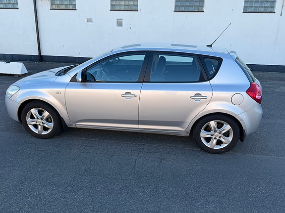 Kia Ceed 7 of 13