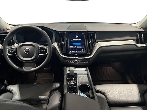 Volvo XC60 5 of 16