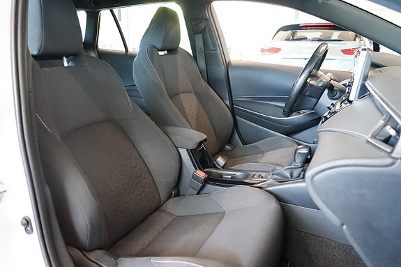 Toyota Corolla 25 of 25