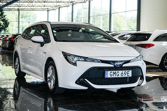 Toyota Corolla 2 of 25