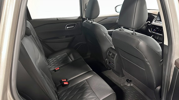 Nissan X-Trail 5 of 5