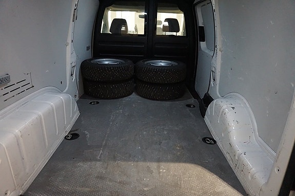 Volkswagen Caddy Maxi 3 of 6