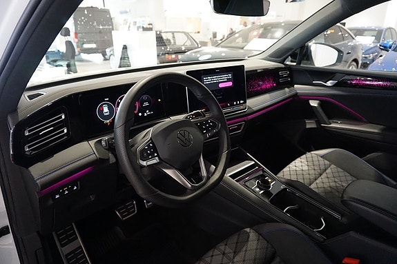 Volkswagen Tiguan 9 of 12