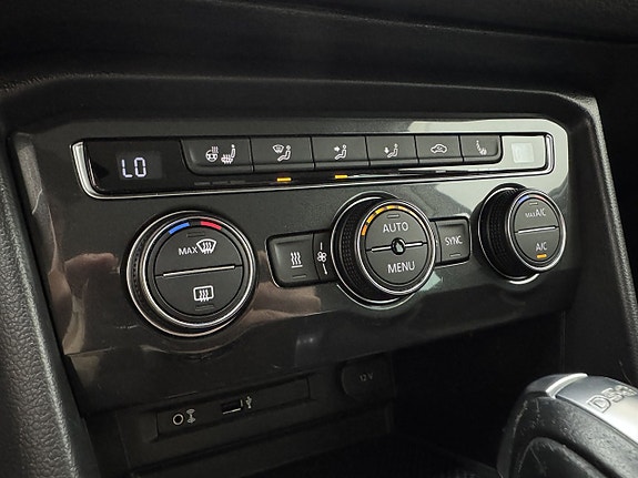 Volkswagen Tiguan 13 of 21