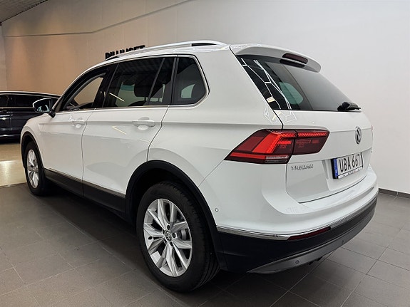 Volkswagen Tiguan 4 of 5
