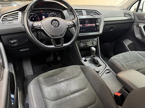 Volkswagen Tiguan 10 of 21