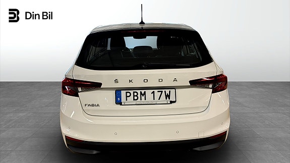 Skoda Fabia 5 of 5