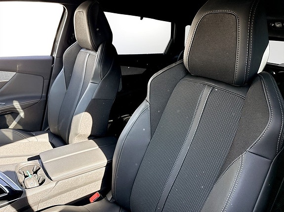 Peugeot 5008 5 of 15
