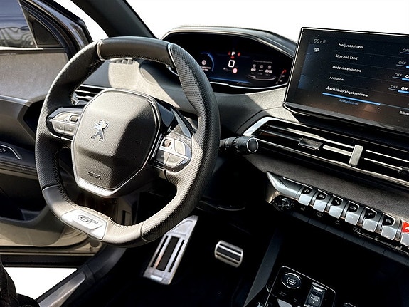 Peugeot 5008 11 of 15