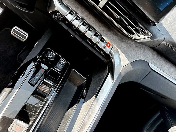 Peugeot 5008 10 of 15