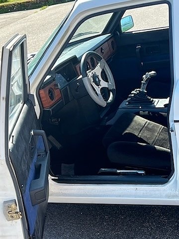 Volvo 145 9 of 21