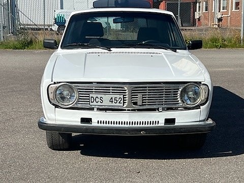 Volvo 145 8 of 21