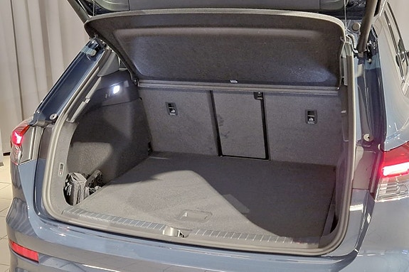 Audi Q4 e-tron 7 of 18