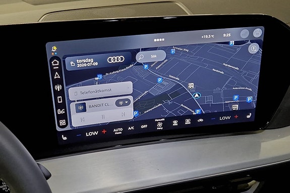 Audi Q4 e-tron 14 of 18