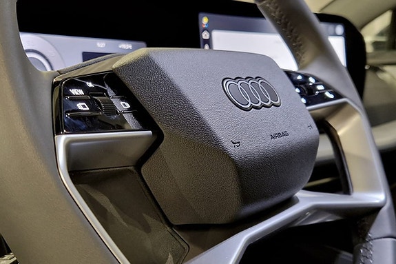 Audi Q4 e-tron 13 of 18
