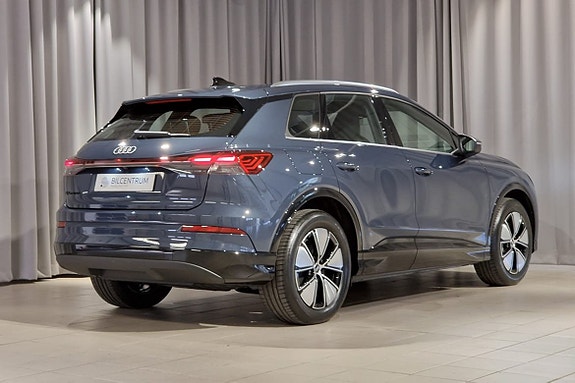 Audi Q4 e-tron 5 of 5