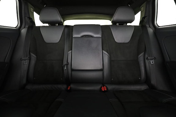 Volvo V60 16 of 30