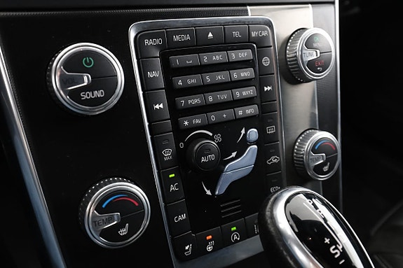 Volvo V60 26 of 30