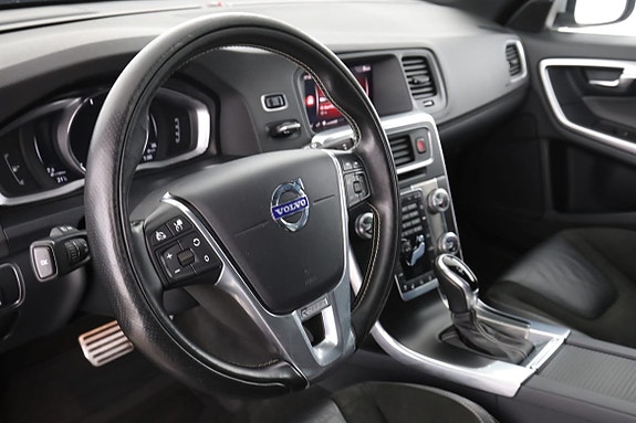 Volvo V60 12 of 30