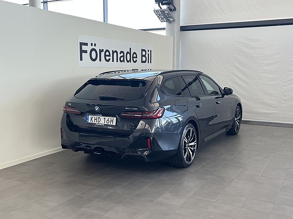 BMW i5 15 of 16