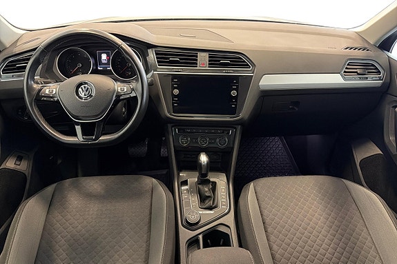 Volkswagen Tiguan 11 of 21