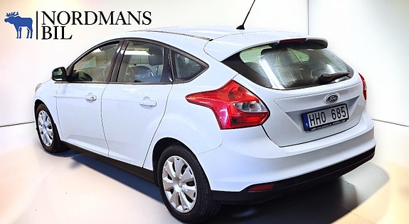 Ford Focus 2 of 5
