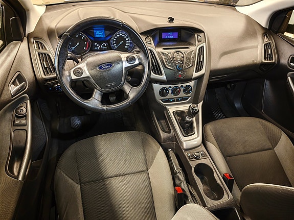 Ford Focus 7 of 9