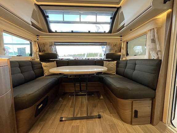 Kabe Royal 560 GLE KS /Queens-bed/ALDE/Panorama/Ugn/Micro/2495kr/månad 13 of 15