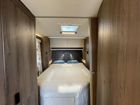 Kabe Royal 560 GLE KS /Queens-bed/ALDE/Panorama/Ugn/Micro/2495kr/månad 5 of 15