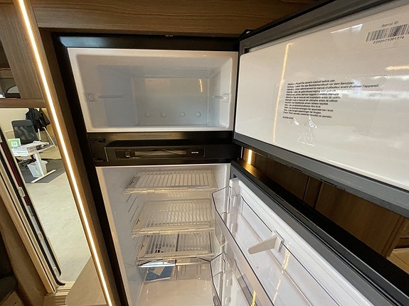 Kabe Royal 560 GLE KS /Queens-bed/ALDE/Panorama/Ugn/Micro/2495kr/månad 9 of 15