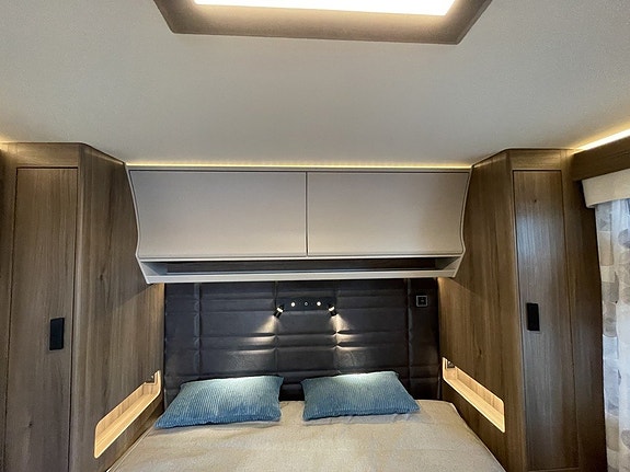 Kabe Royal 560 GLE KS /Queens-bed/ALDE/Panorama/Ugn/Micro/2495kr/månad 6 of 15