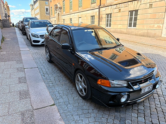 Mitsubishi Lancer 3 of 5