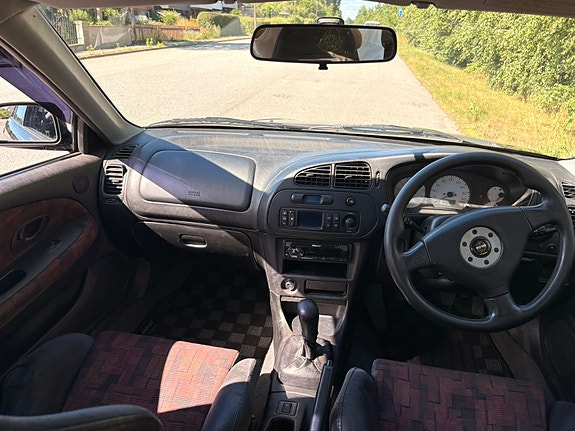 Mitsubishi Lancer 4 of 5
