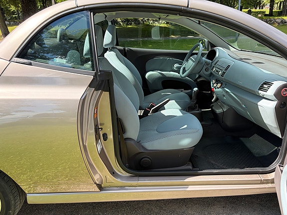 Nissan Micra C+C 5 of 5