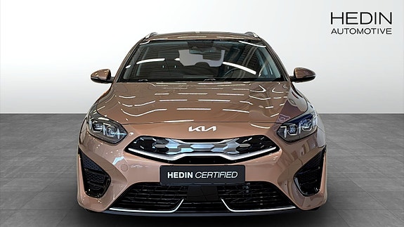 Kia Ceed 8 of 12