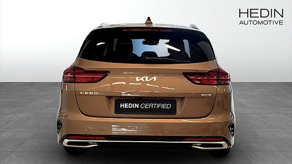 Kia Ceed 7 of 12