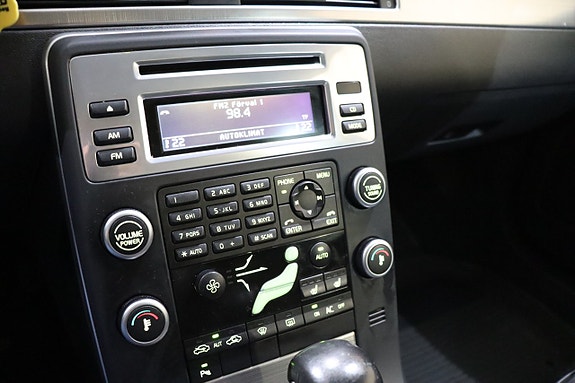 Volvo V70 24 of 27