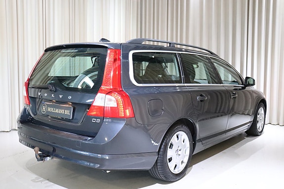 Volvo V70 11 of 27