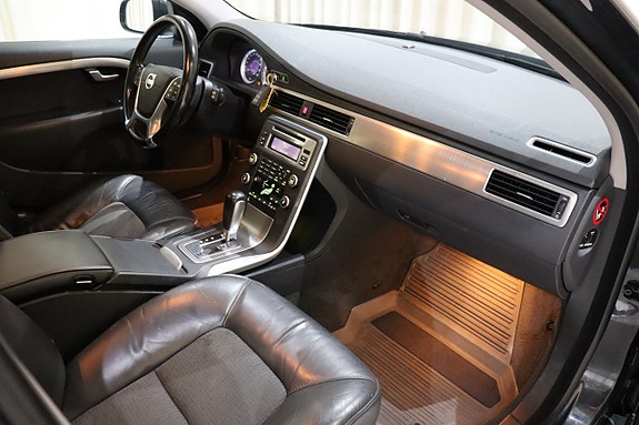 Volvo V70 26 of 27