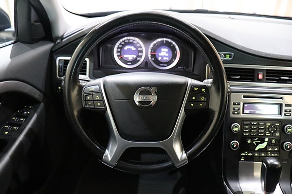Volvo V70 18 of 27